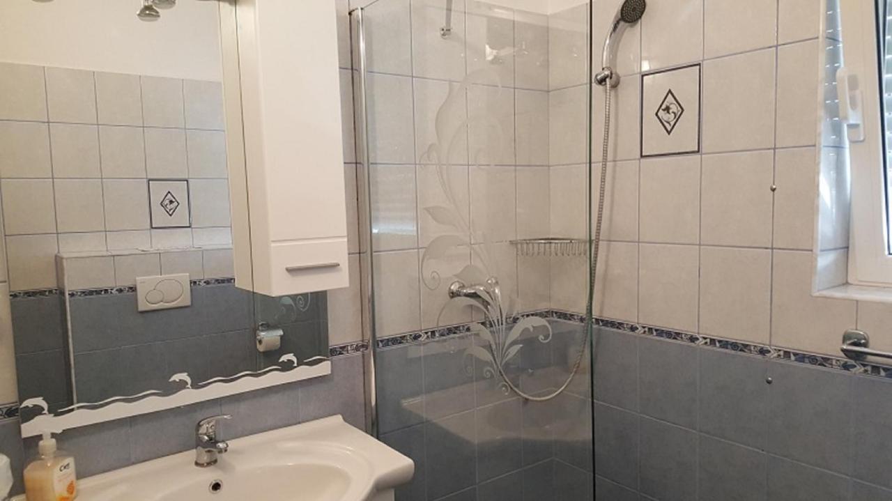 Apartments Jannine Biograd Na Moru Eksteriør bilde